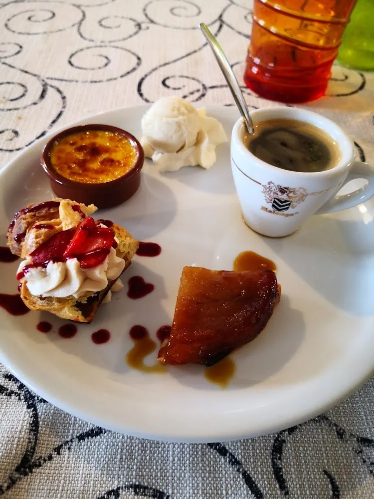 Café Gourmand
